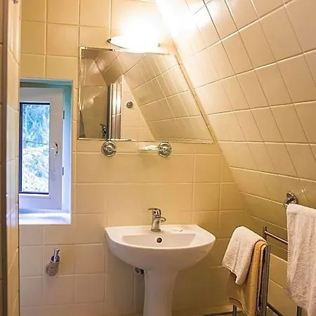Daria Dworek Mysliwski Hotel
