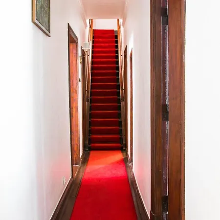 Daria Dworek Mysliwski Hotel 2*