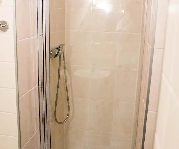 Daria Dworek Mysliwski Hotel